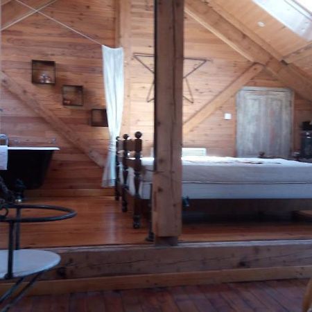 Au cœur de saint Agrève - Chambres d'hôtes Extérieur photo
